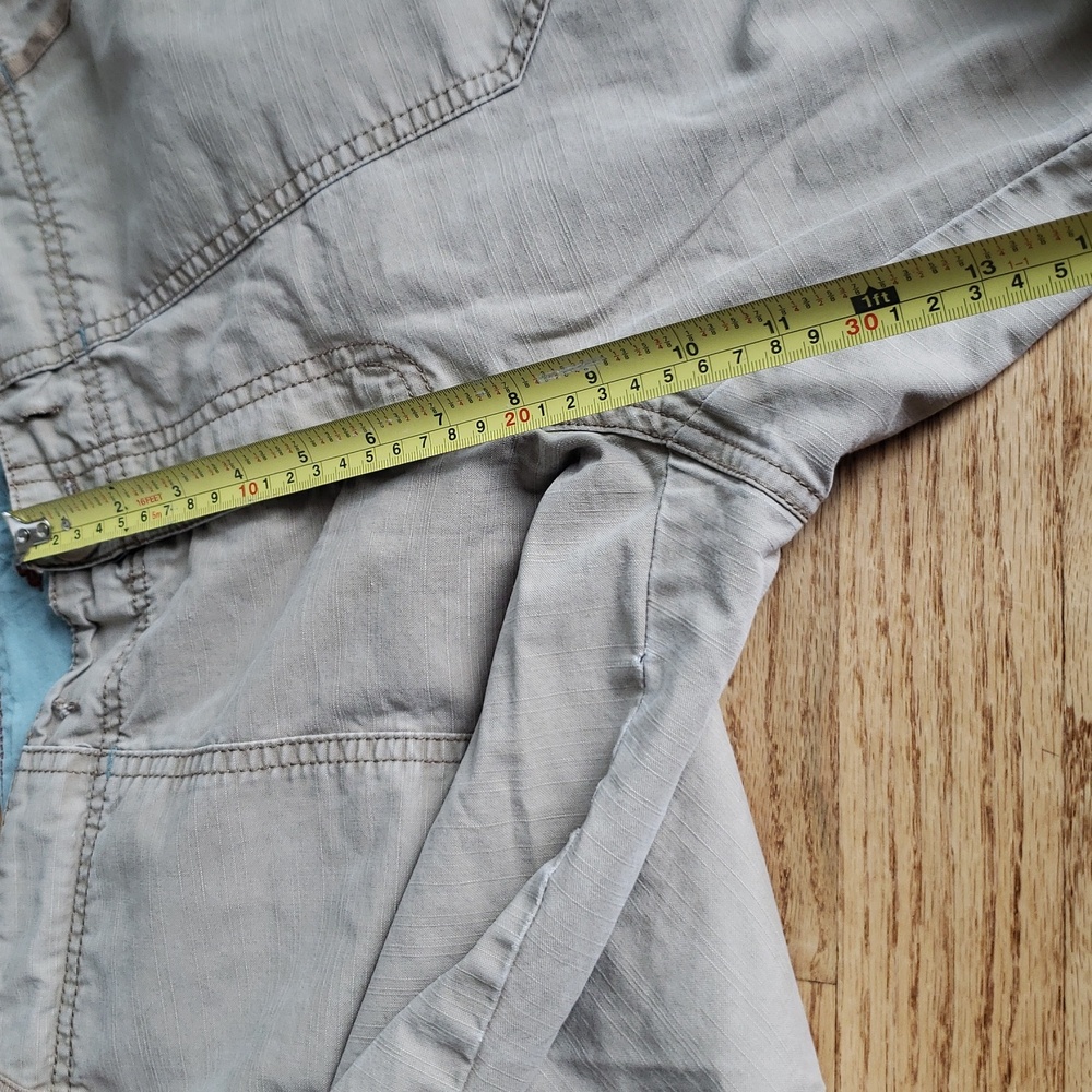 (8) Eddie Bauer Khaki Capris Cropped Cargo Hiking Gorpcore Casual Outdoor Walk - Picture 8 of 13